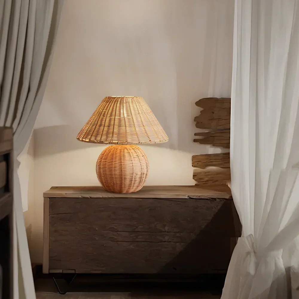 EcoBamboo Masa Lambası – Modern Mekanlar için Sürdürülebilir ve Minimalist Aydınlatma