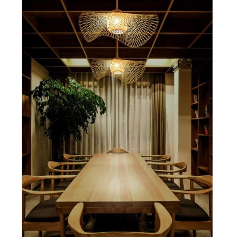 Lustră suspendată din ratan în stil japonez Hinomi de la Orntli