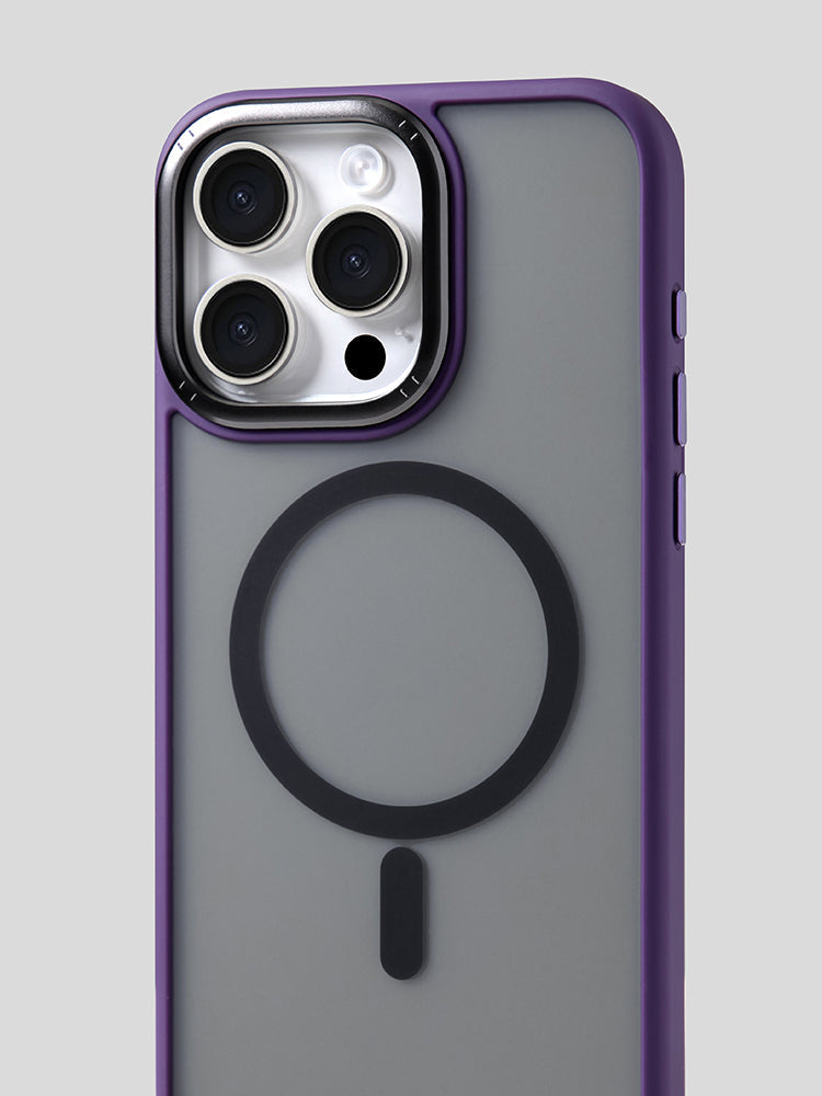 Hudvenligt mat gennemsigtigt iPhone-etui med MagSafe