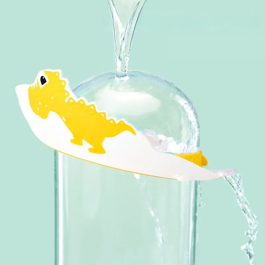 SplashSafe Dino | Badehette som beskytter mot vann og sjampo