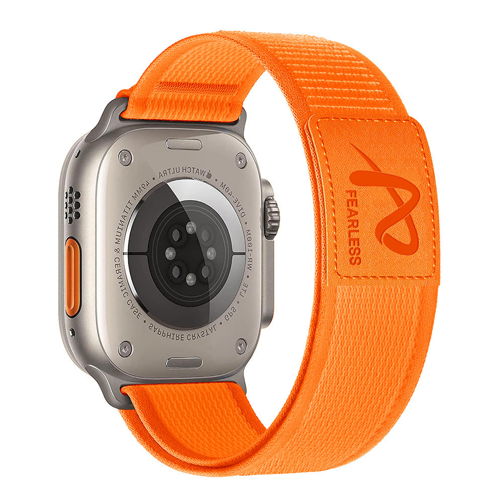 Kožený štítek Trail Loop nylonový pásek pro Apple Watch