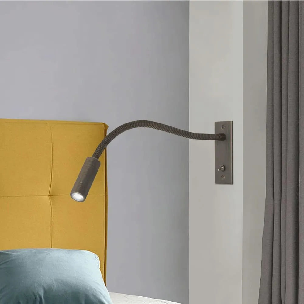 Vynex Ayarlanabilir Duvar Lambası — Minimalist Okuma Spotu, LED Ampul, Sıcak Işık
