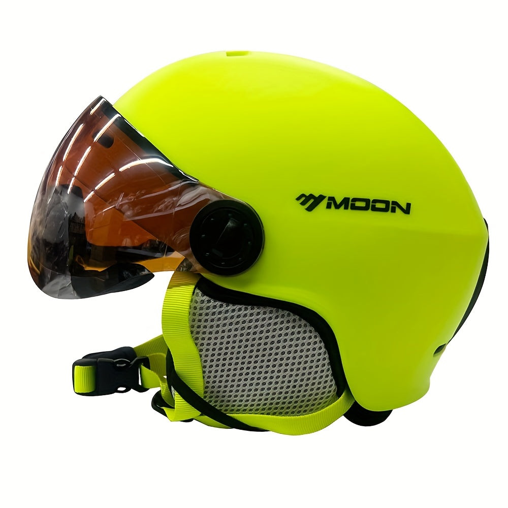 Kask narciarski SummitGuard z odpinanymi elementami, bezpieczny i wygodny do użytku na zewnątrz