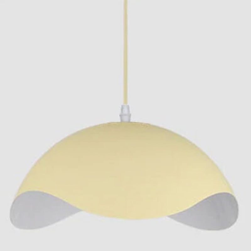 Suspension simple Valentina — abat-jour coloré, structure en bois et métal
