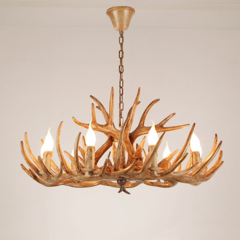 Lampadario retrò Silva in resina con corna e palchi di cervo, luce a candela