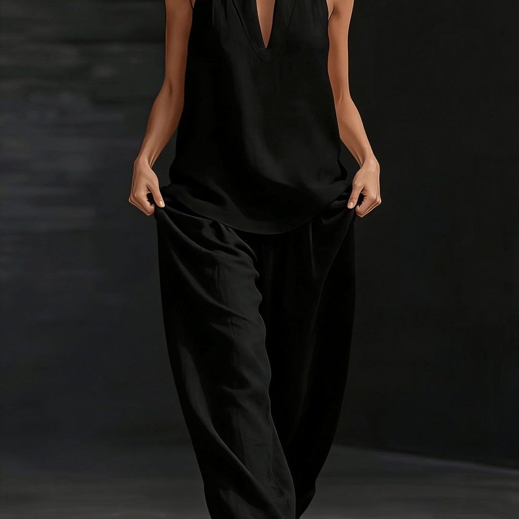 Sada s širokými kalhotami bez rukávů a výstřihem u krku