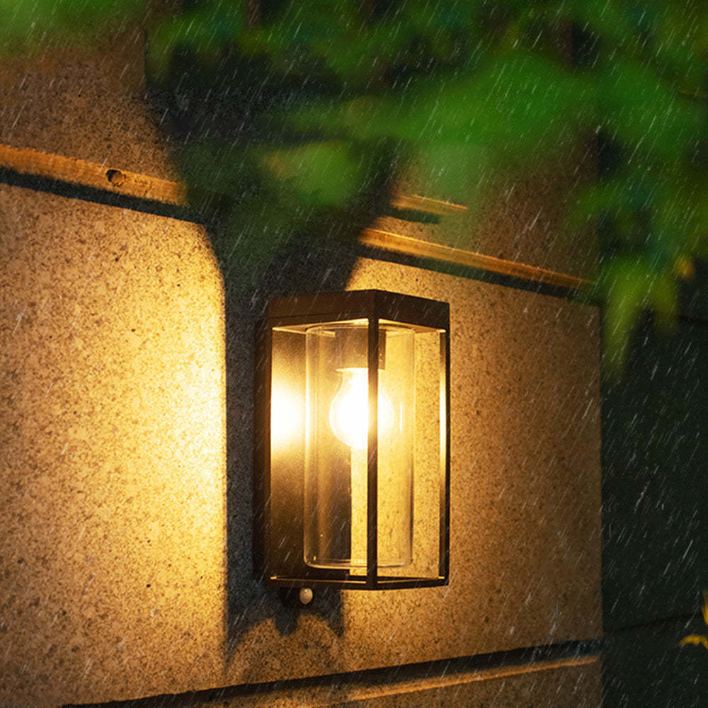 Lampada solare rettangolare da parete Ray — impermeabile IP65, paralume in vetro, lampadina LED a luce calda inclusa