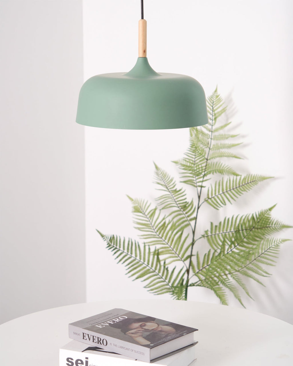 Meşe palamudu sarkıt lamba — minimalist İskandinav tarzı