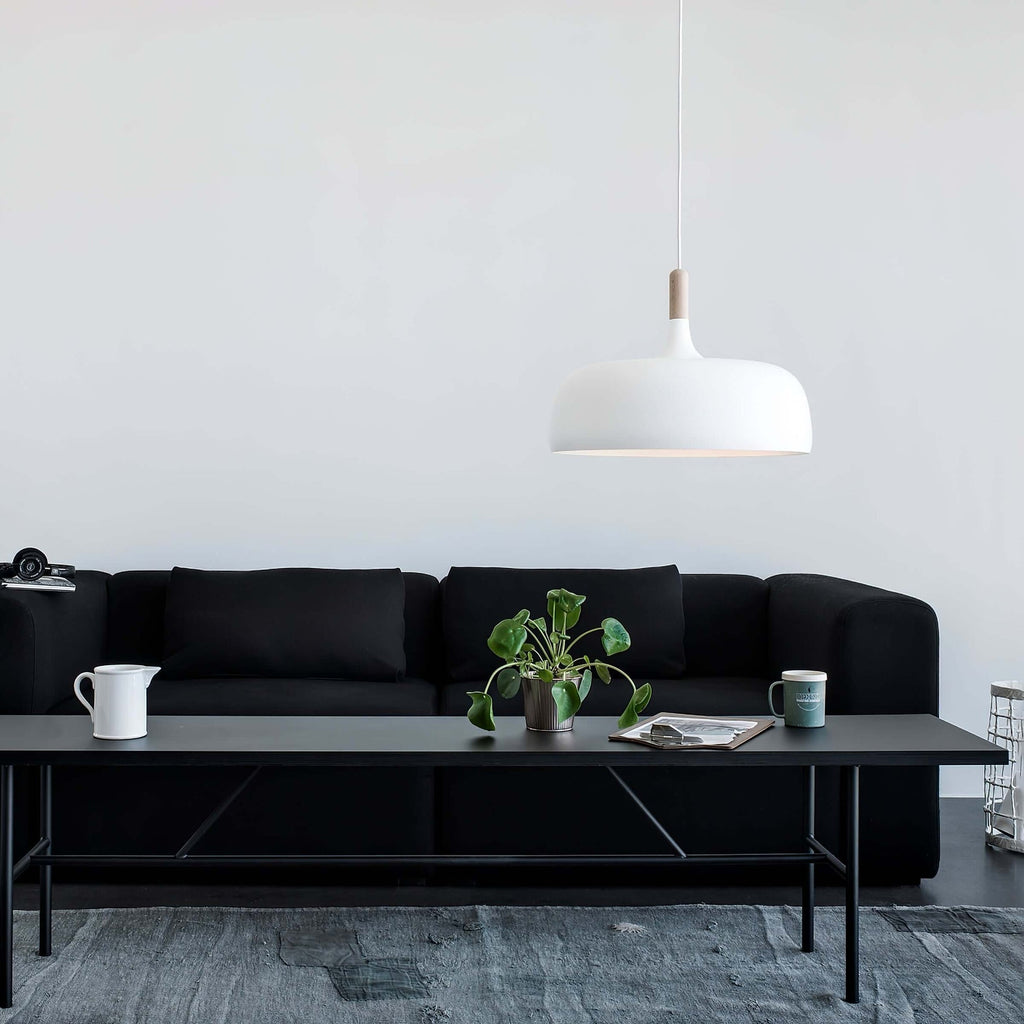 Meşe palamudu sarkıt lamba — minimalist İskandinav tarzı
