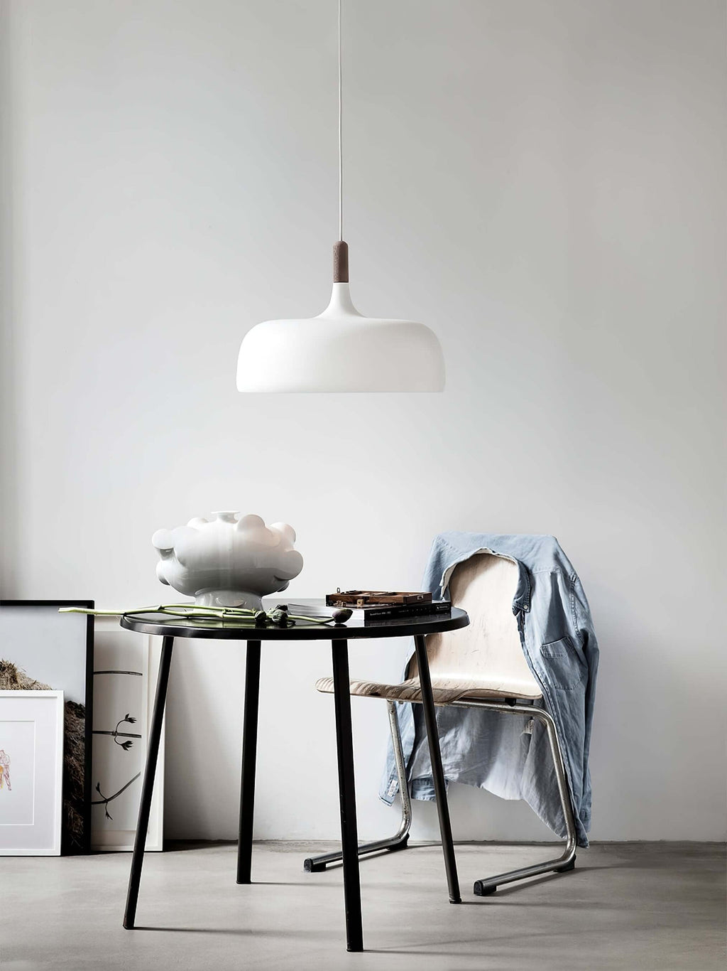 Meşe palamudu sarkıt lamba — minimalist İskandinav tarzı