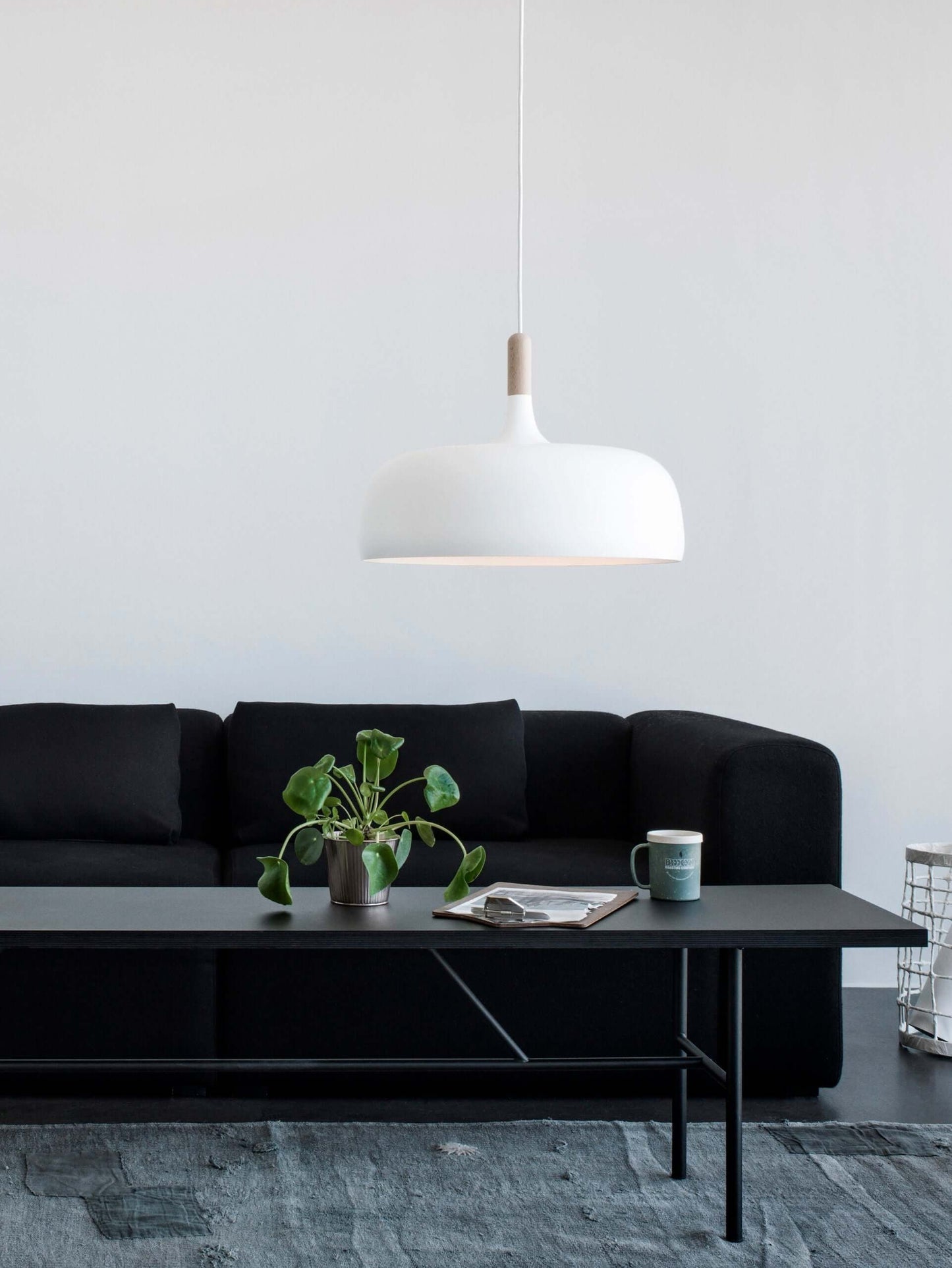 Meşe palamudu sarkıt lamba — minimalist İskandinav tarzı