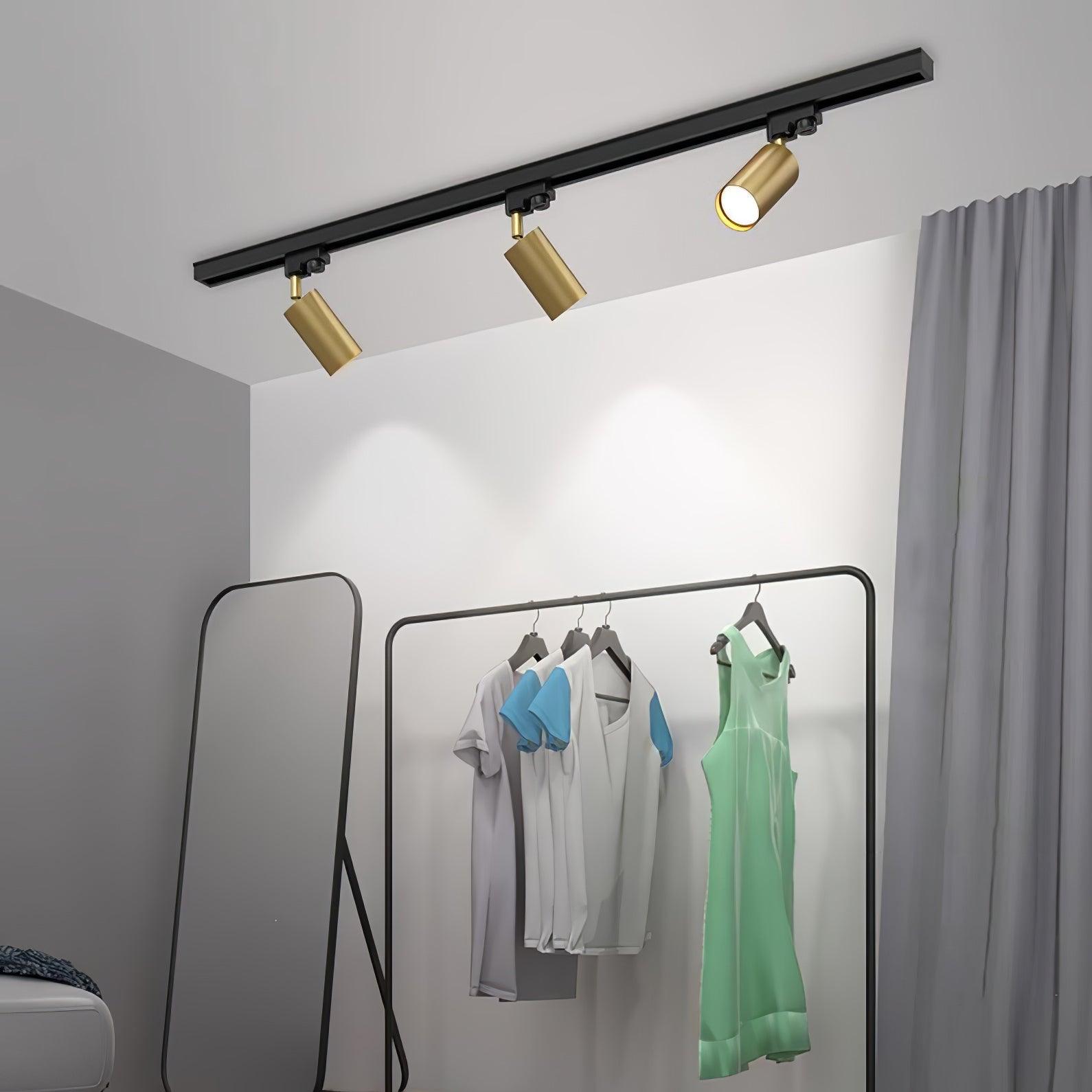Regulowana sufitowa lampa na szynie z reflektorem — przegub obrotowy 325°, skupiona wiązka 24°