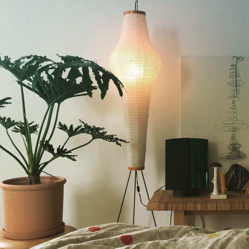 NovaLume Rispapir Gulvlampe Minimalistisk Design Tidløs Varme