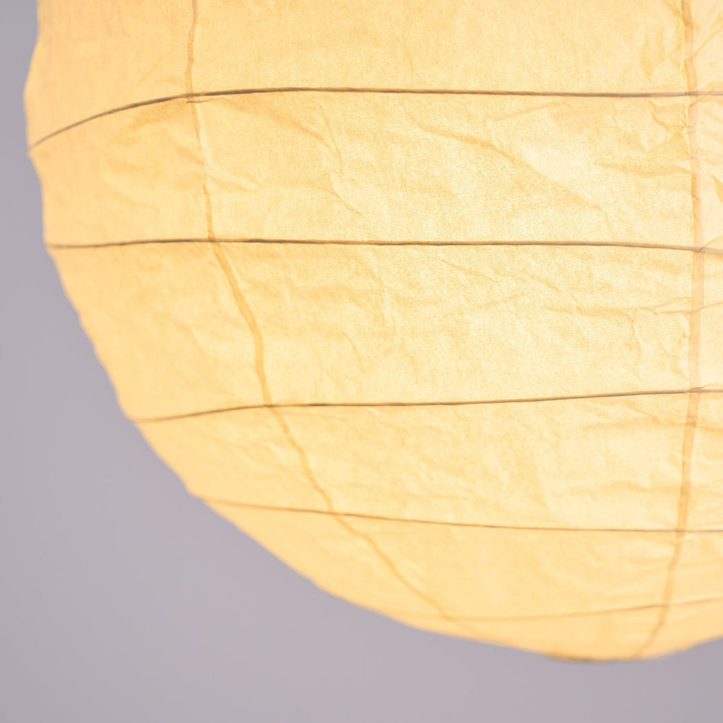 Luna Pendelleuchte mit japanischer Papierkugel — Abgerundete Silhouette
