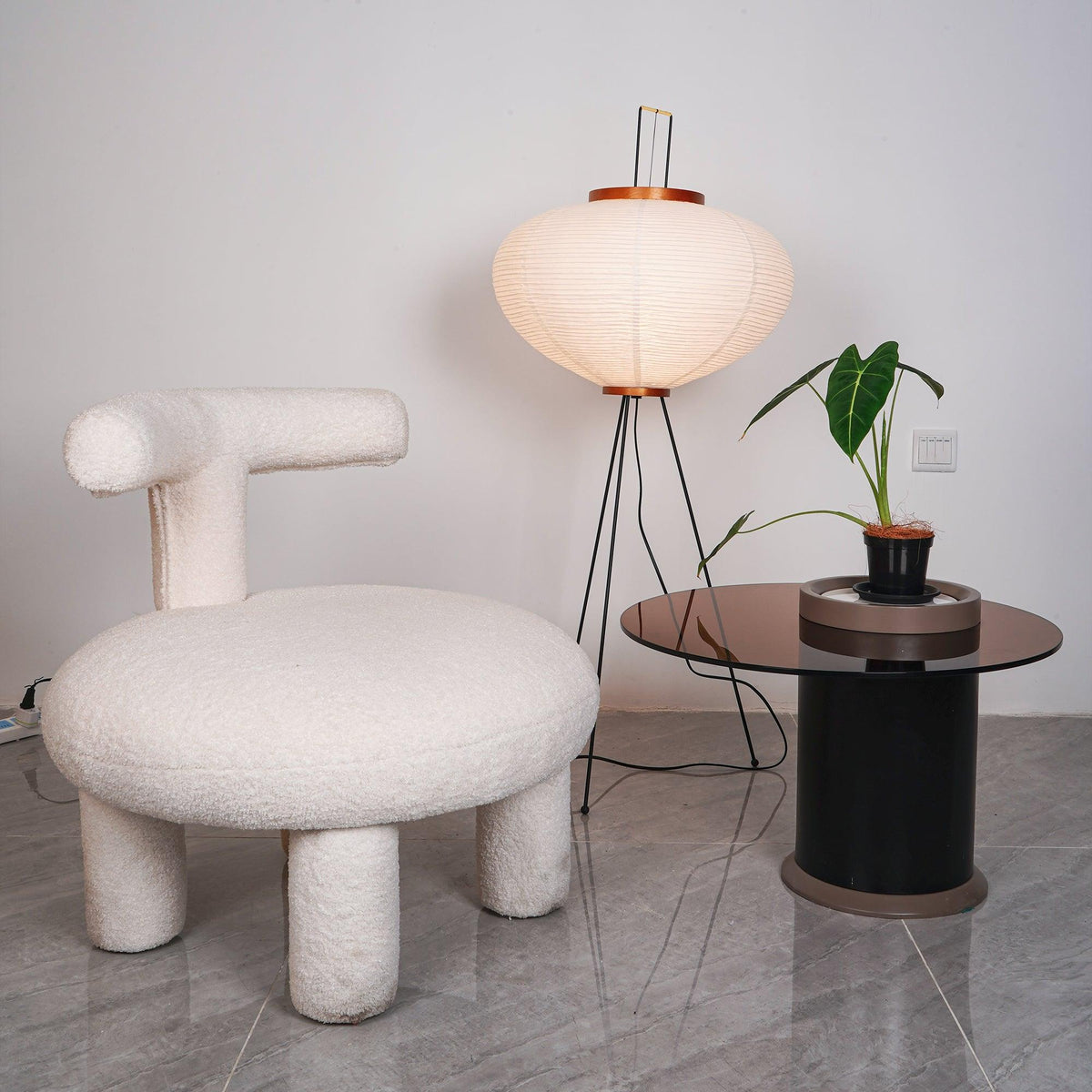 Traditionel gulvlampe i rispapir