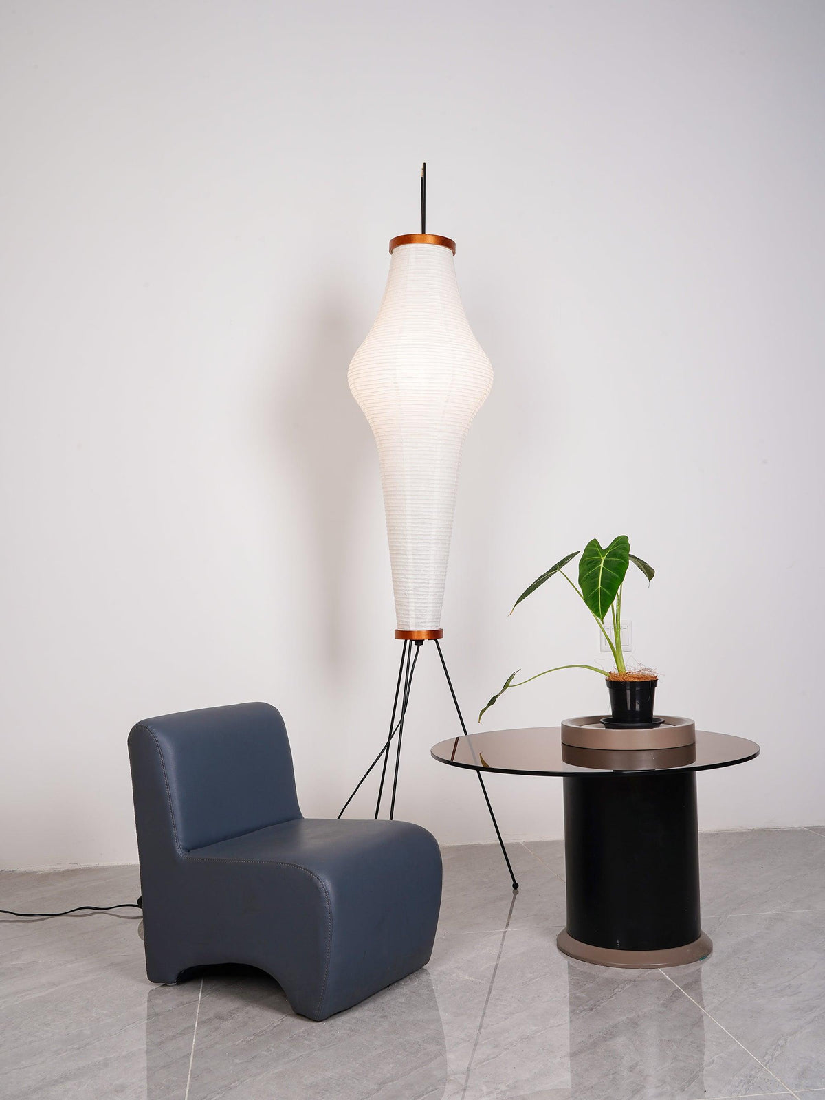 Traditionel gulvlampe i rispapir