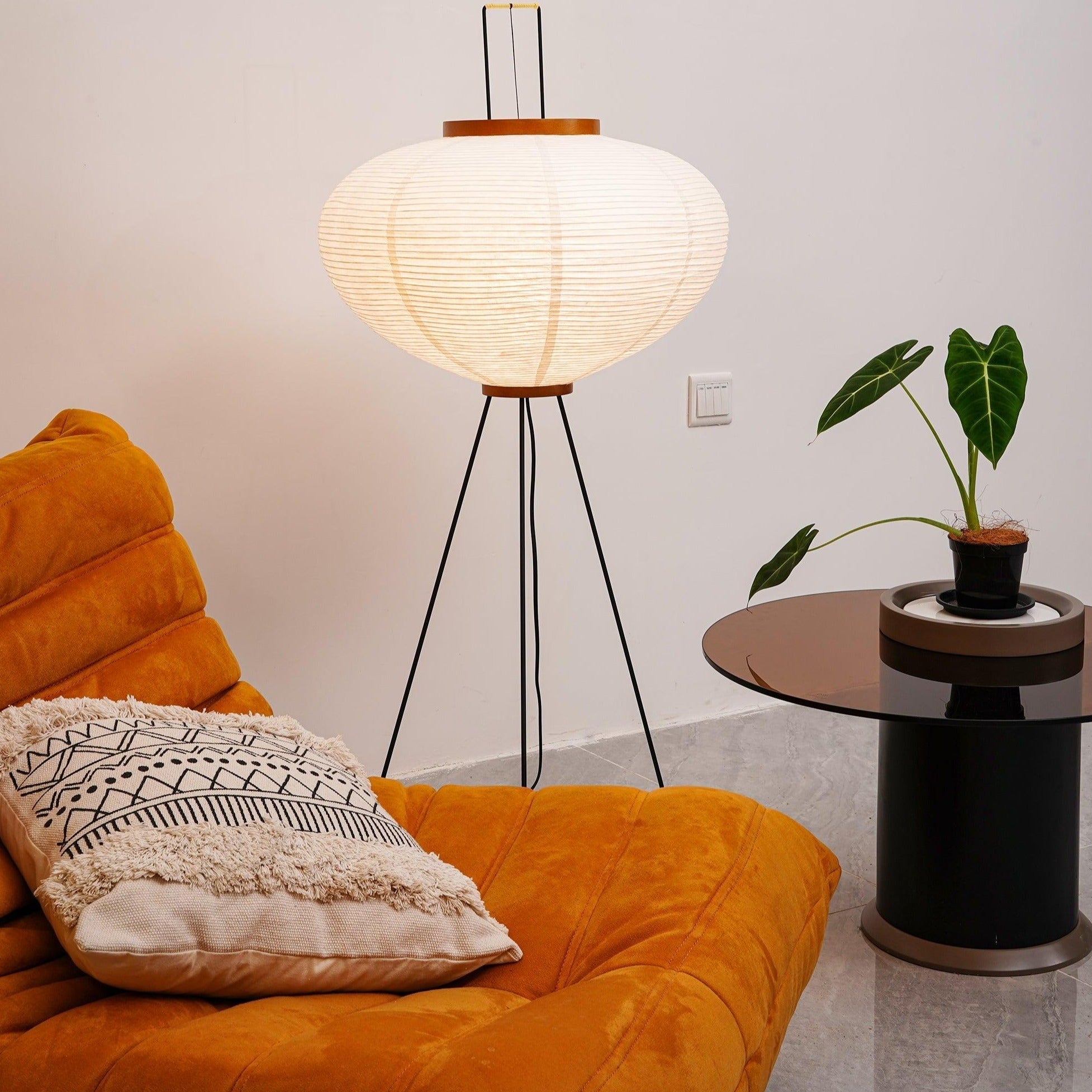NovaLume Rispapir Gulvlampe Minimalistisk Design Tidløs Varme