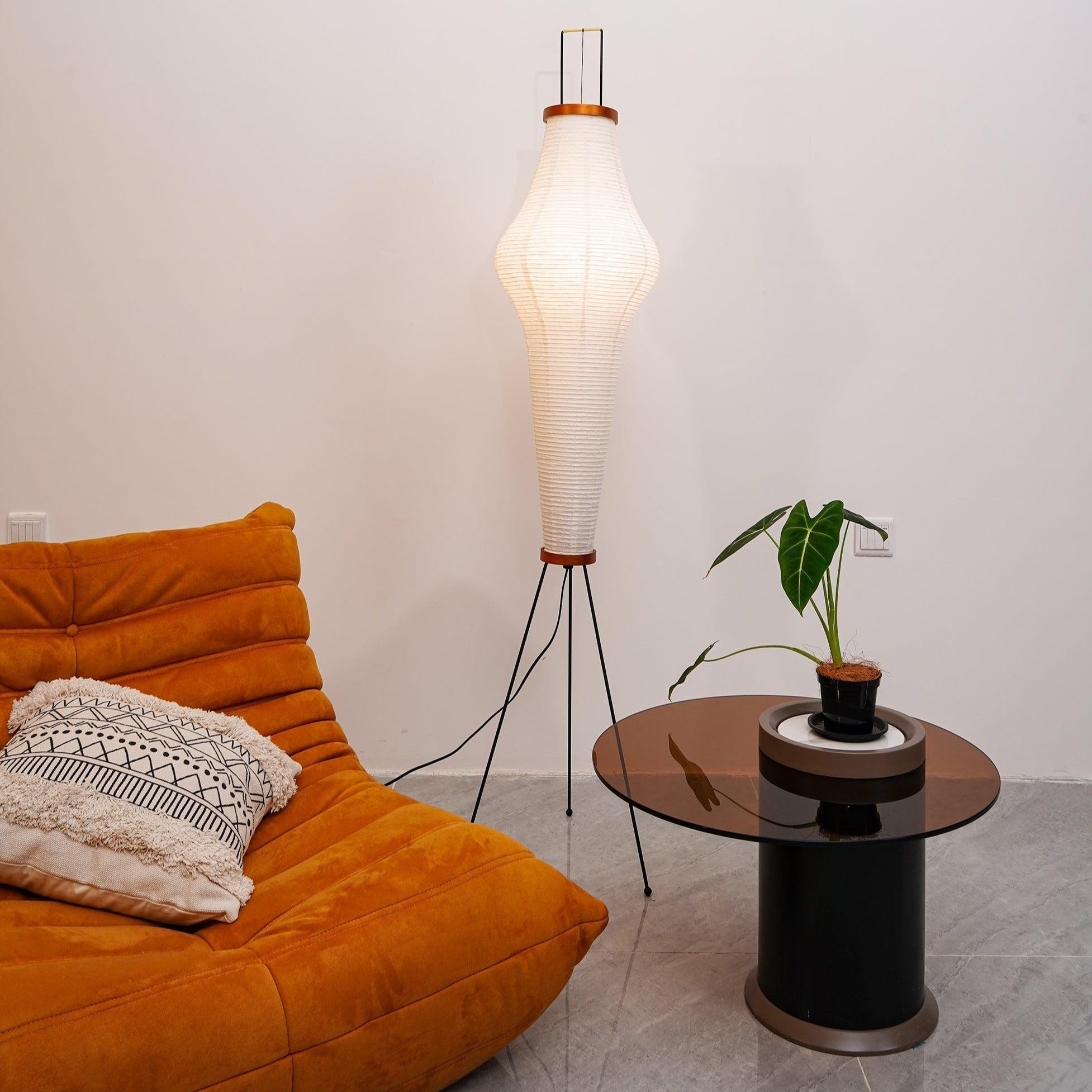 NovaLume Rispapir Gulvlampe Minimalistisk Design Tidløs Varme