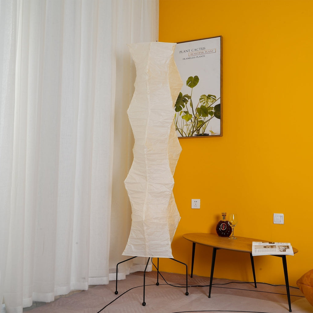 Traditionel gulvlampe i rispapir