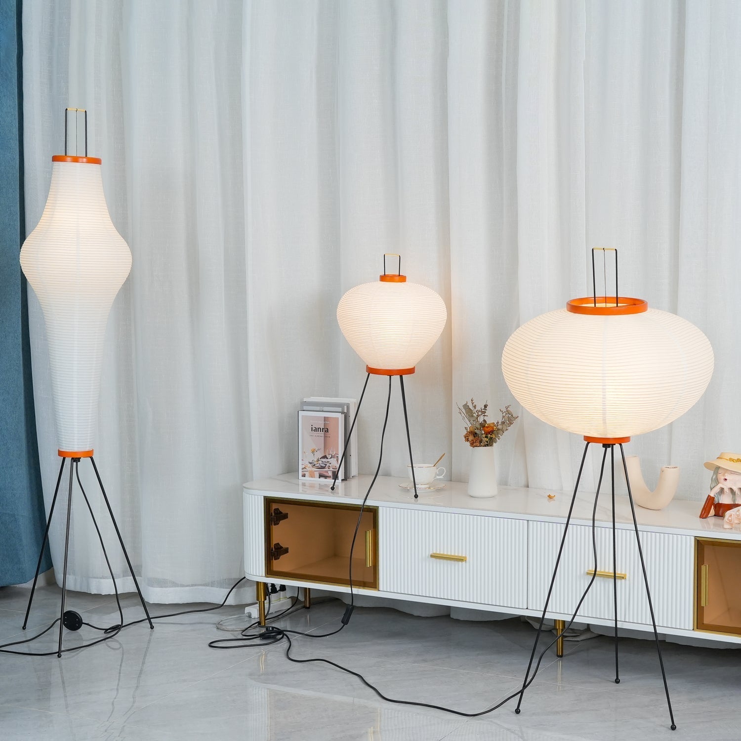 Traditionel gulvlampe i rispapir