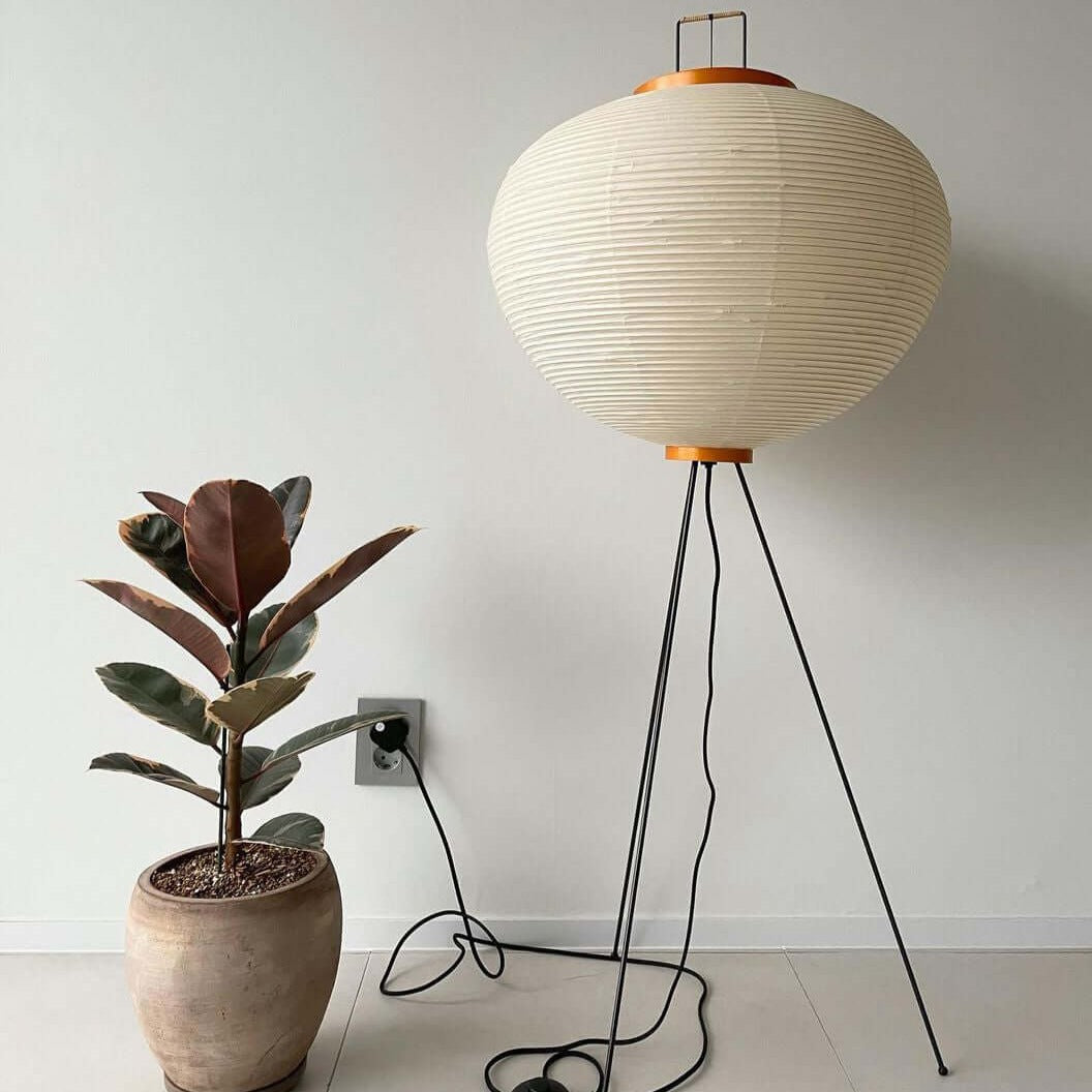 NovaLume Rispapir Gulvlampe Minimalistisk Design Tidløs Varme