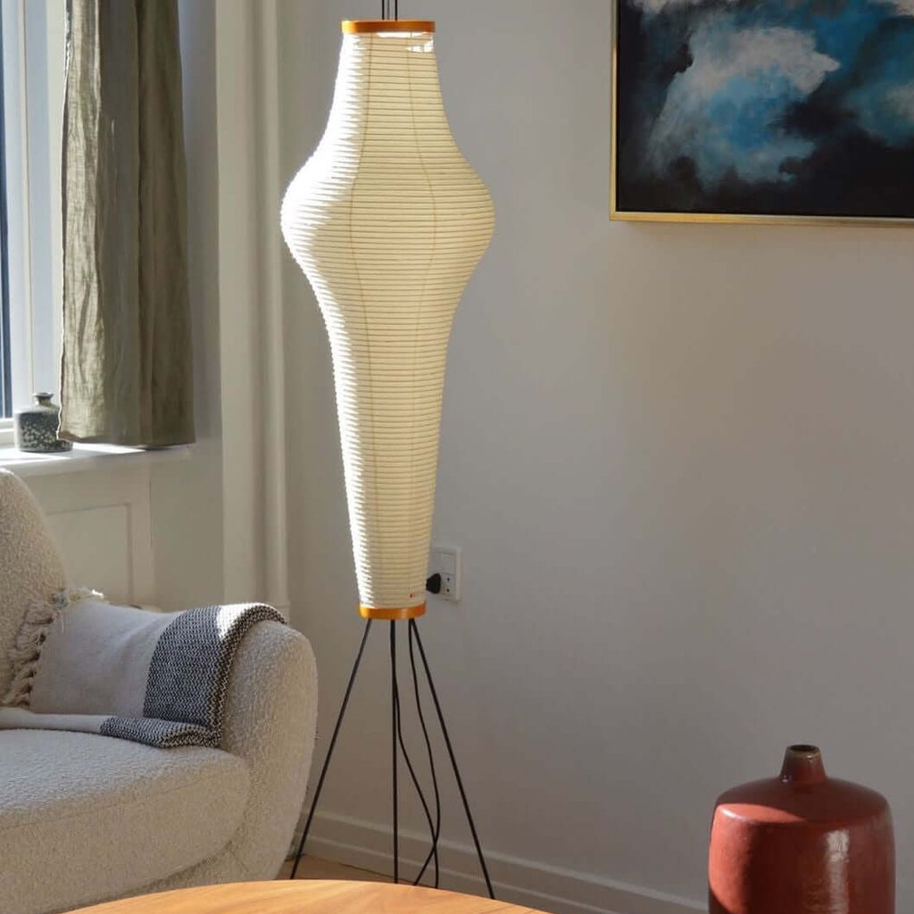 NovaLume Rispapir Gulvlampe Minimalistisk Design Tidløs Varme