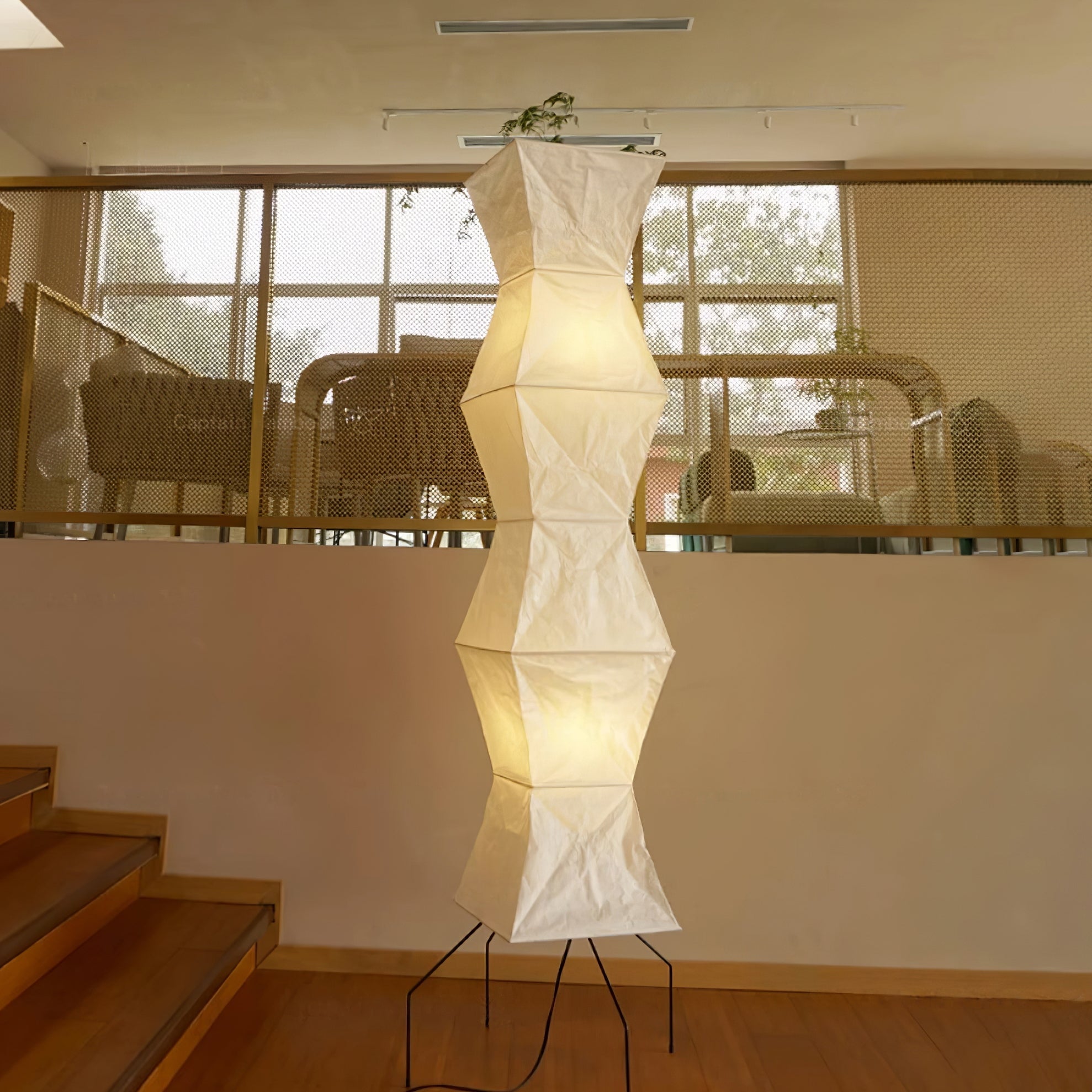 Traditionel gulvlampe i rispapir