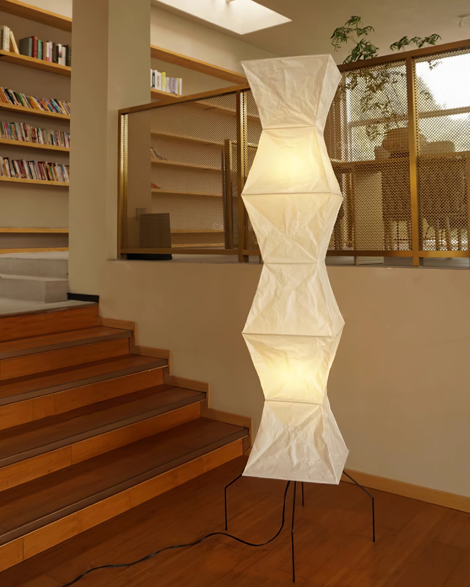 Traditionel gulvlampe i rispapir