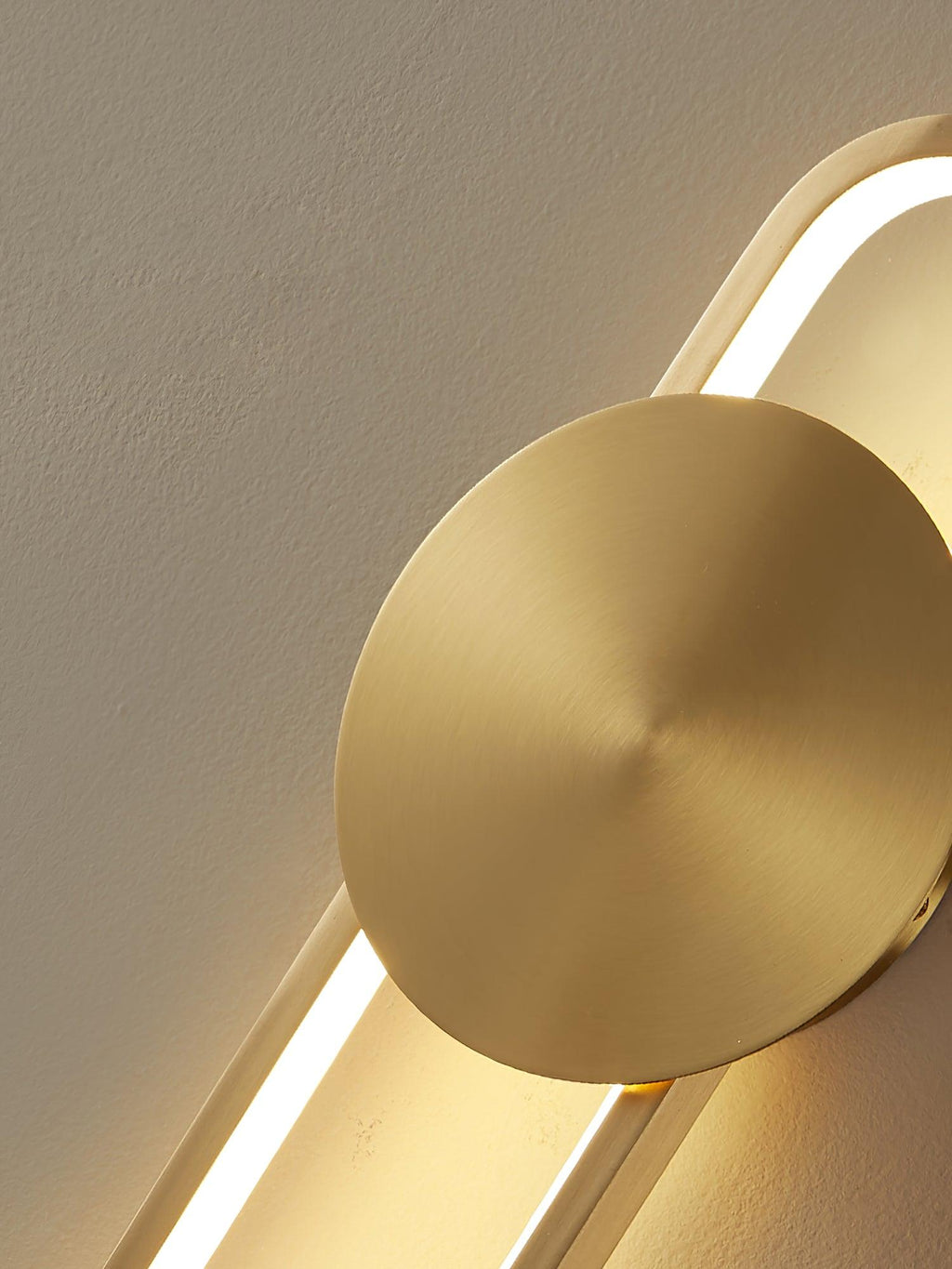 Fable moderne minimalistische Messing-Wandleuchte – integrierte 18W-LED