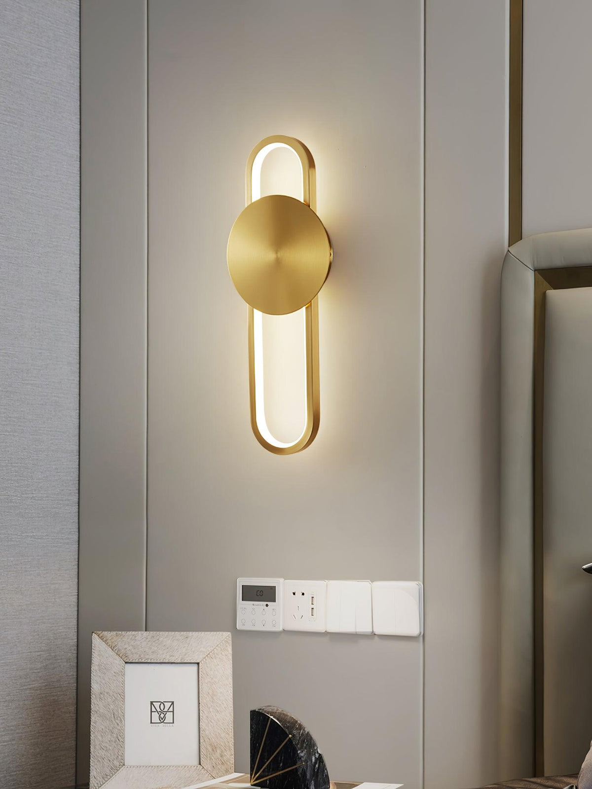 Fable moderne minimalistische Messing-Wandleuchte – integrierte 18W-LED