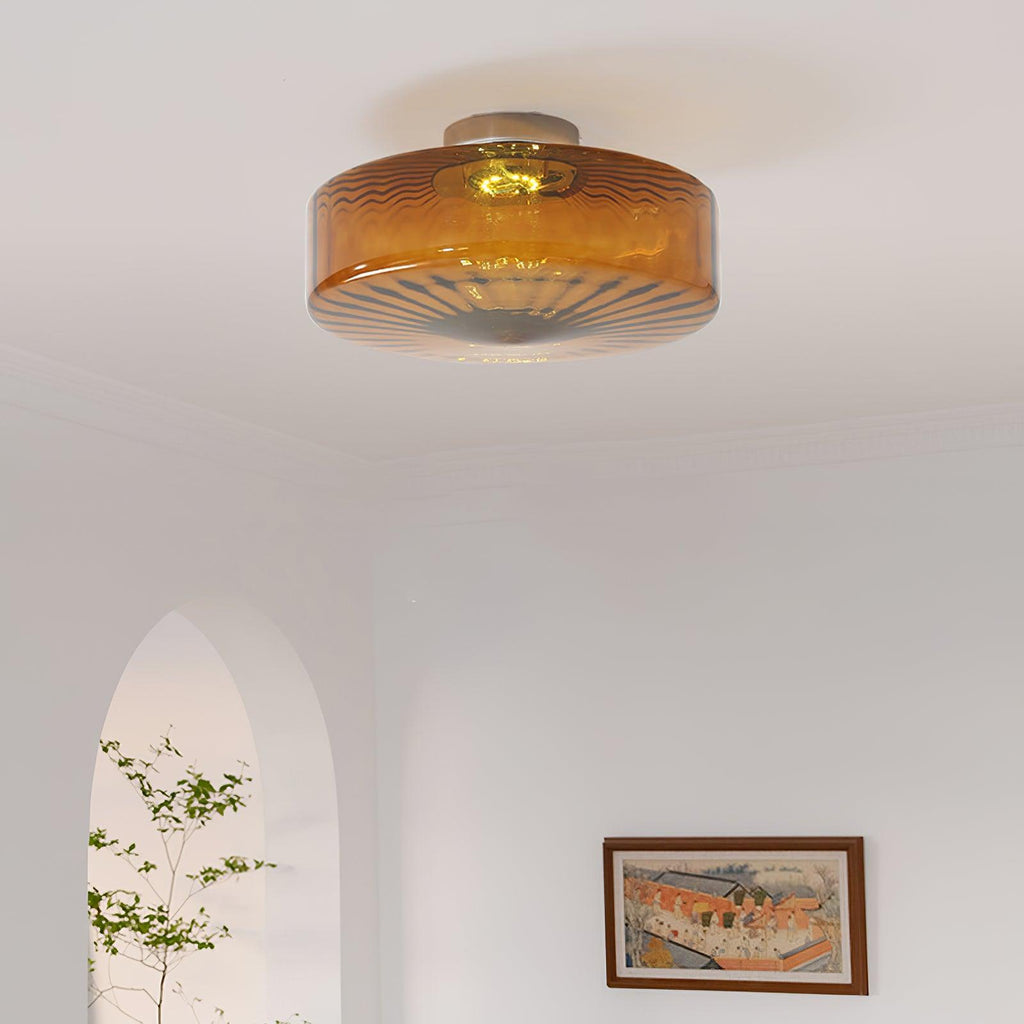 Plafonnier en verre ambré June — Abat-jour à motif rayonnant