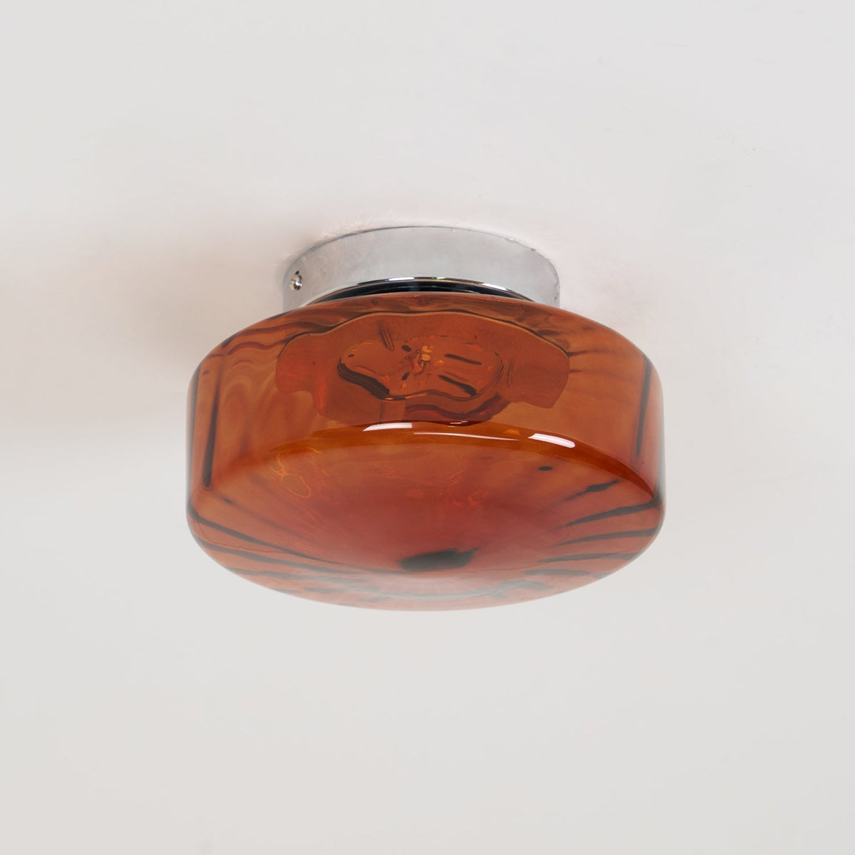 Plafonnier en verre ambré June — Abat-jour à motif rayonnant