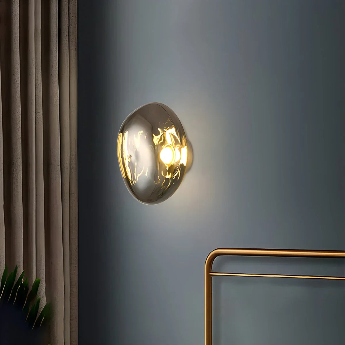 Lava vegglampe for soverom og stue - Orntli