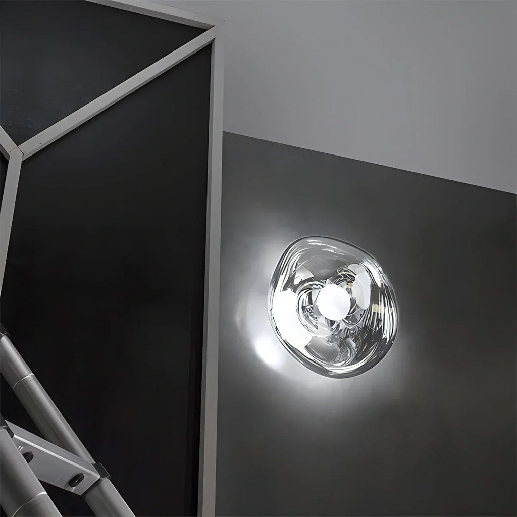 Lava vegglampe for soverom og stue - Orntli