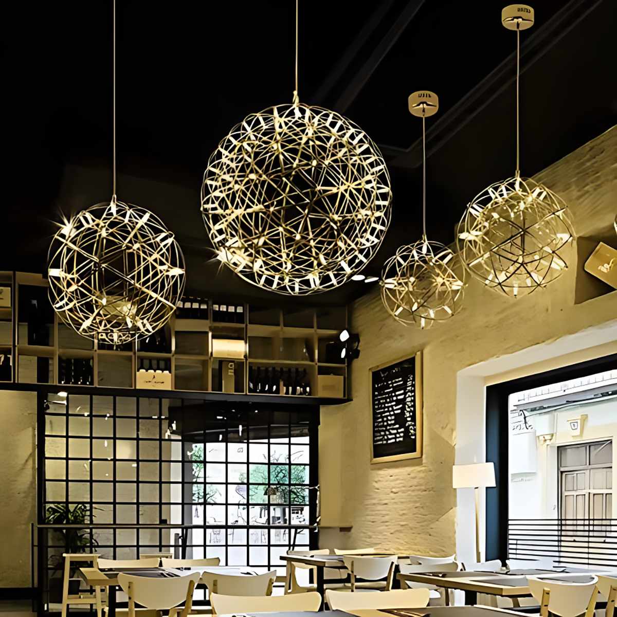 Silberne Feuerkugel-Hängeleuchte für Esszimmer - Orntli