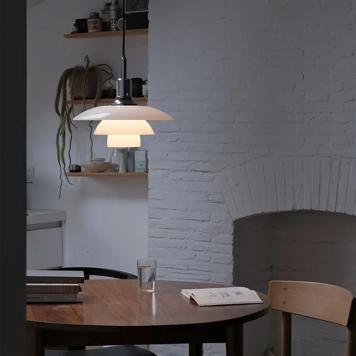 Dán tervezésű üveg függeszték lámpa konyhába - Orntli