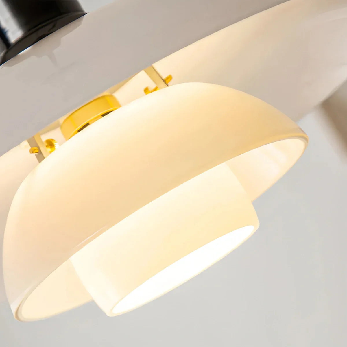 Dán tervezésű üveg függeszték lámpa konyhába - Orntli