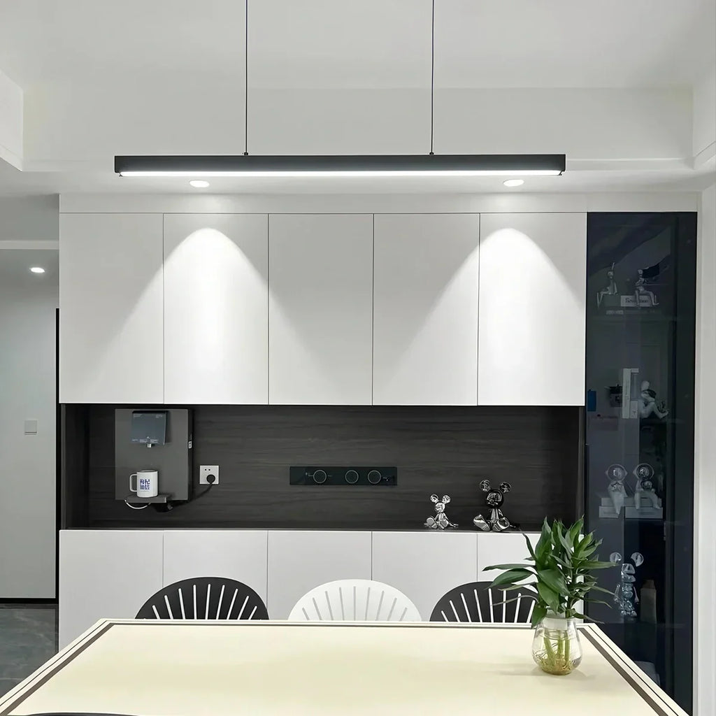 Moderne lineare Pendelleuchte für Kücheninsel - Orntli