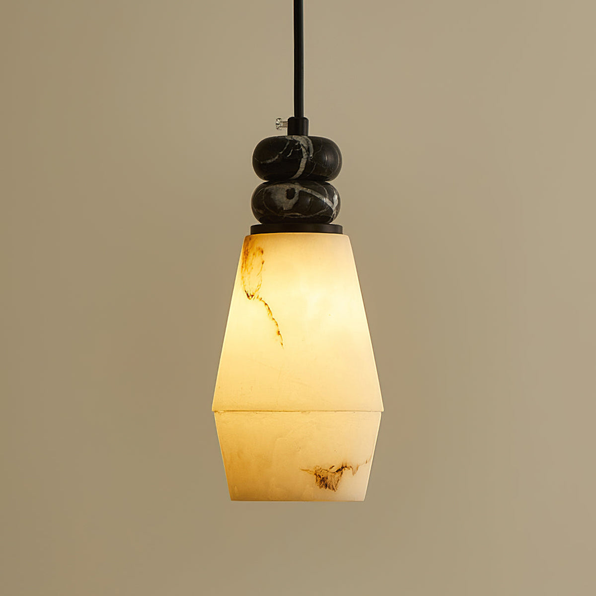 Lampada a sospensione da soffitto Arica – Cupola a sfera in marmo