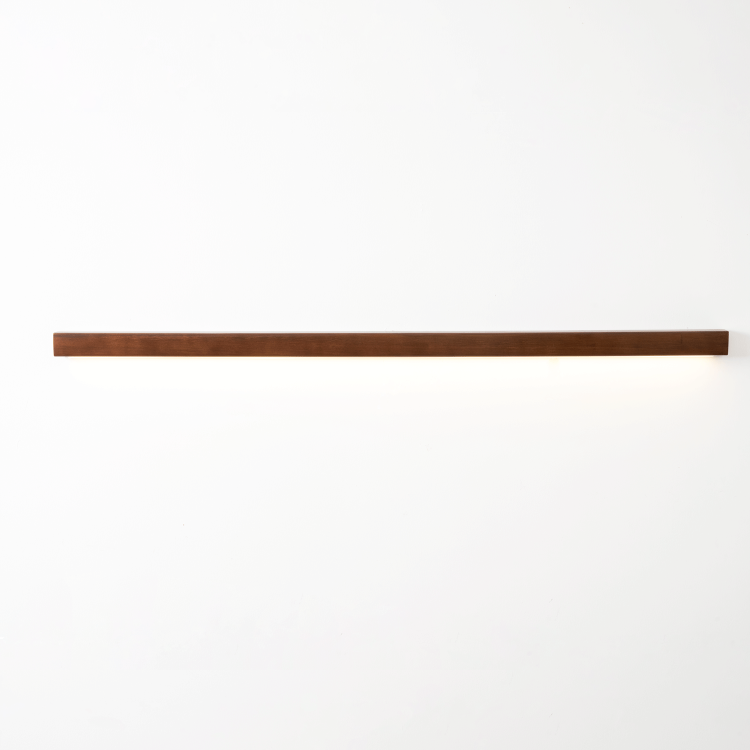 Arlo Linear Wood Wall Light — Slim Dual-Mount Design