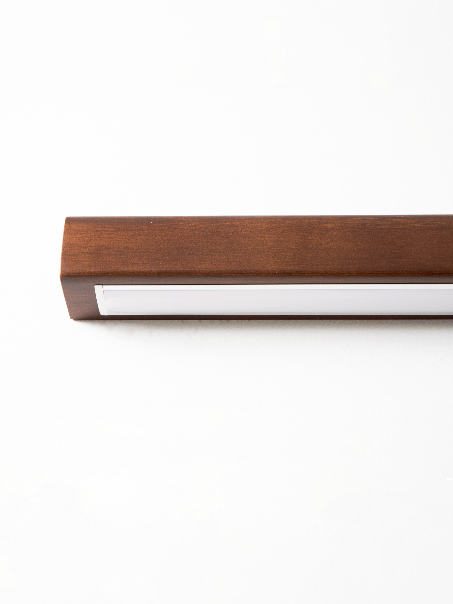 Arlo Linear Wood Wall Light — Slim Dual-Mount Design