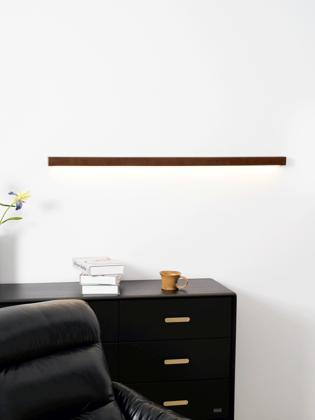 Arlo Linear Wood Wall Light — Slim Dual-Mount Design