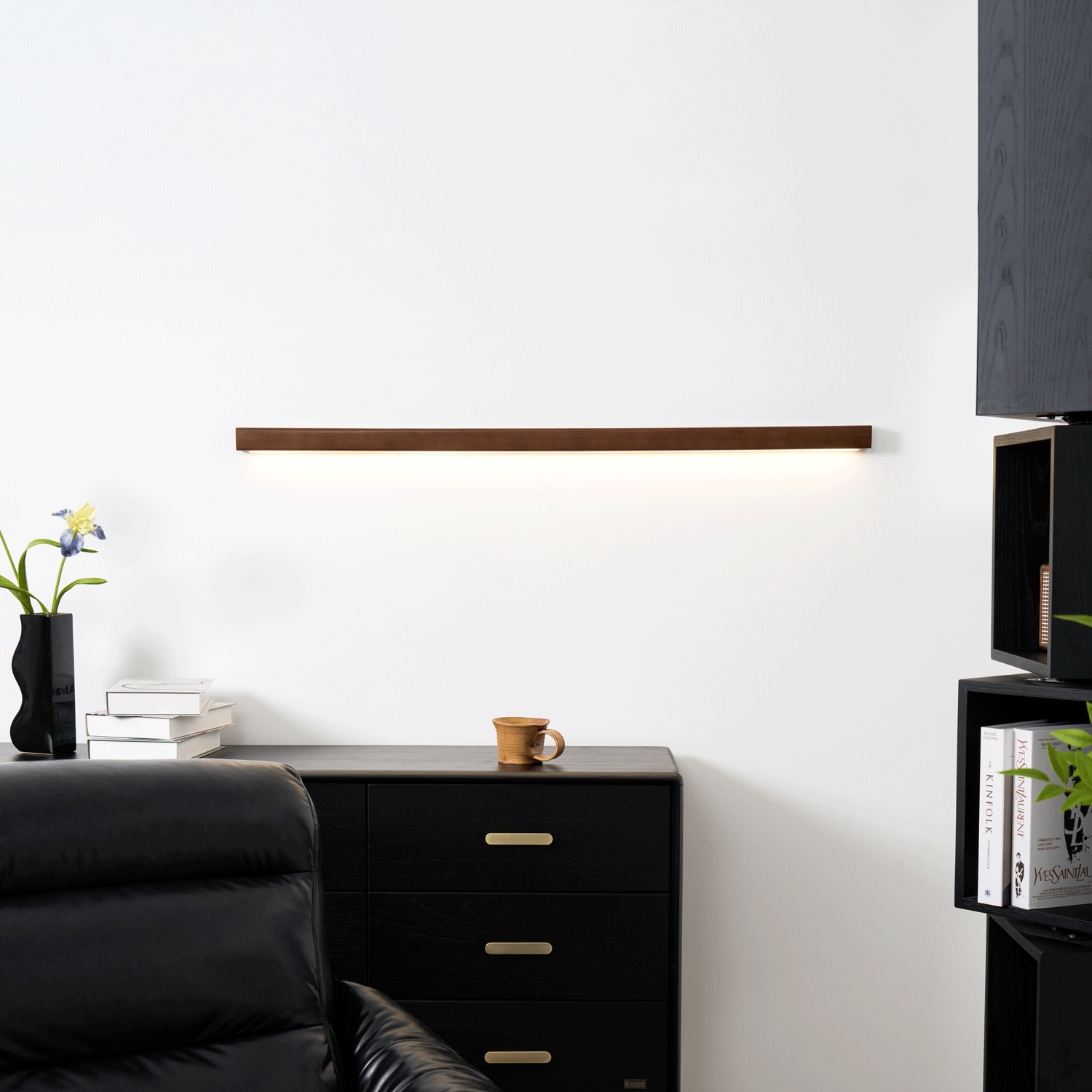 Arlo Linear Wood Wall Light — Slim Dual-Mount Design