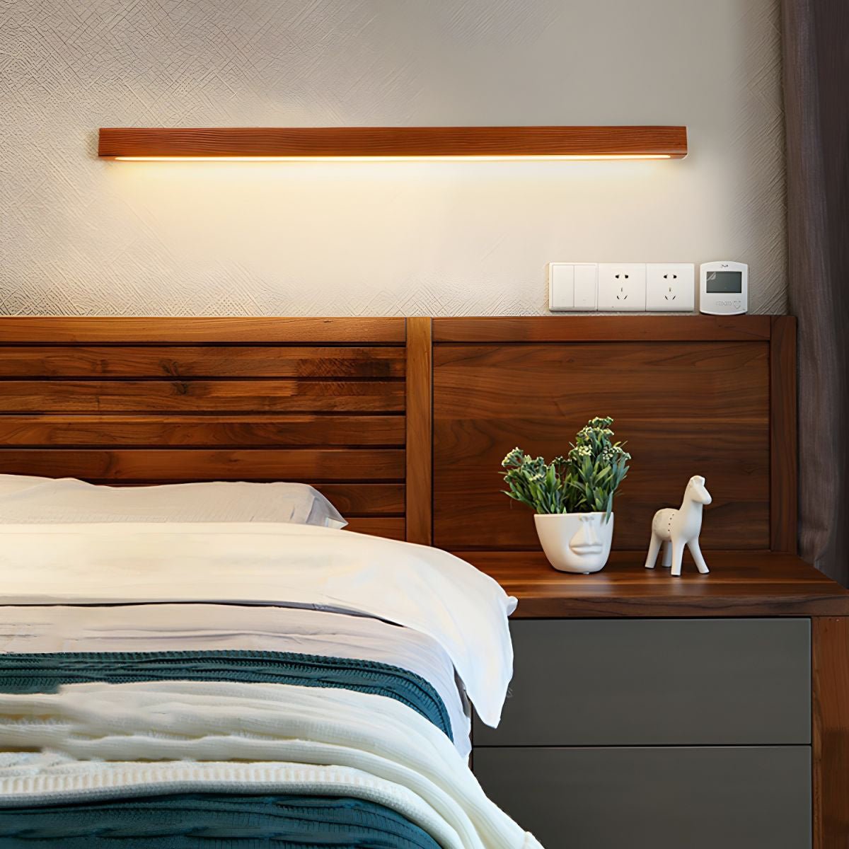 Arlo Linear Wood Wall Light — Slim Dual-Mount Design