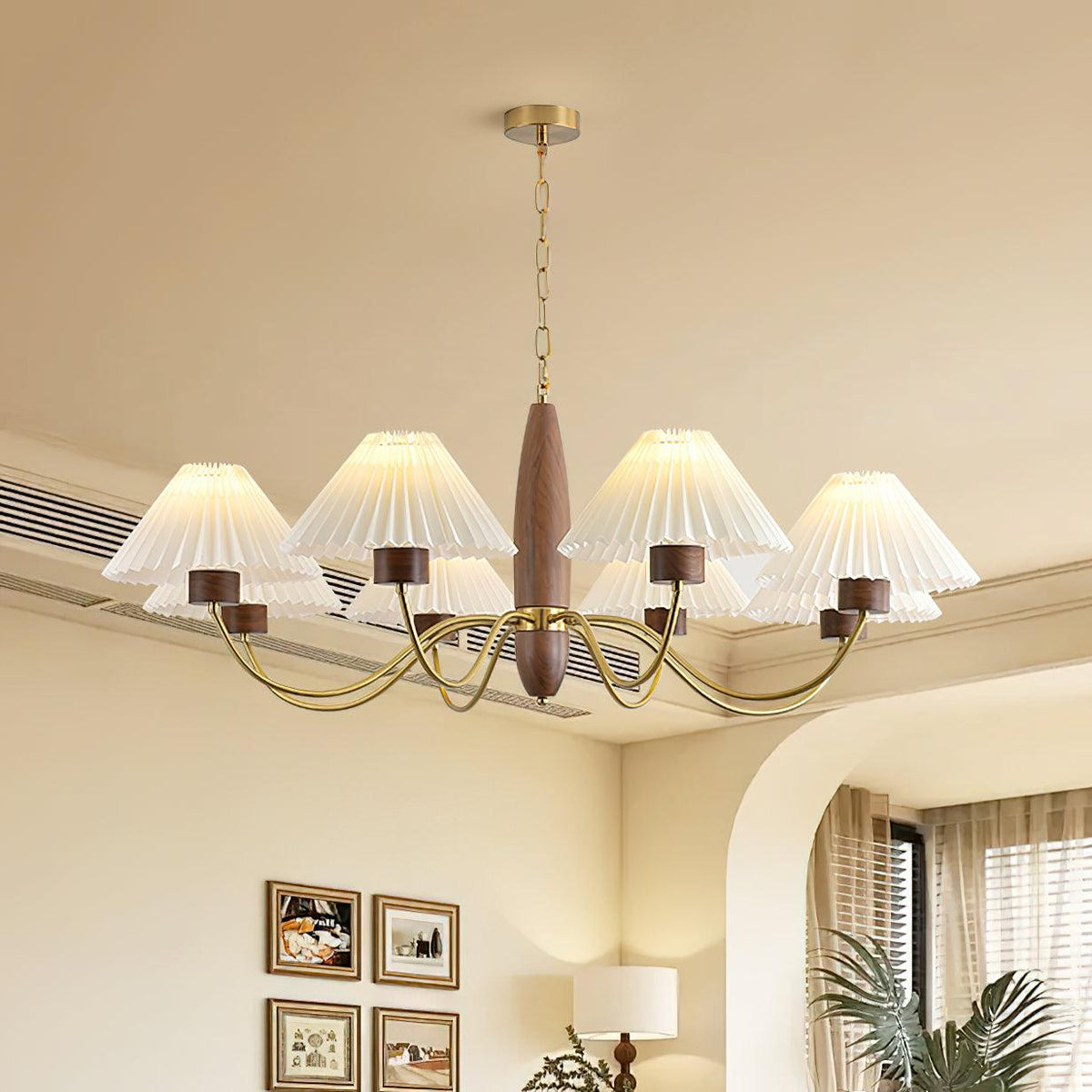 Lustra Kronleuchter – elegantes Modell aus Walnuss und Messing mit 3 Leuchtenköpfen, 60cm Durchmesser x 43cm Höhe