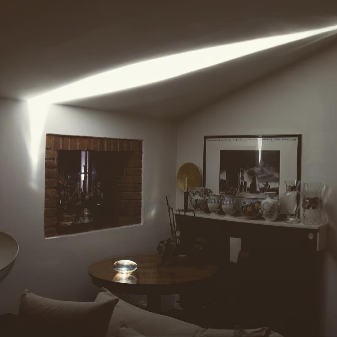 Atman Sculptural Table Lamp — Oval Silhouette, Soft Ambient Glow