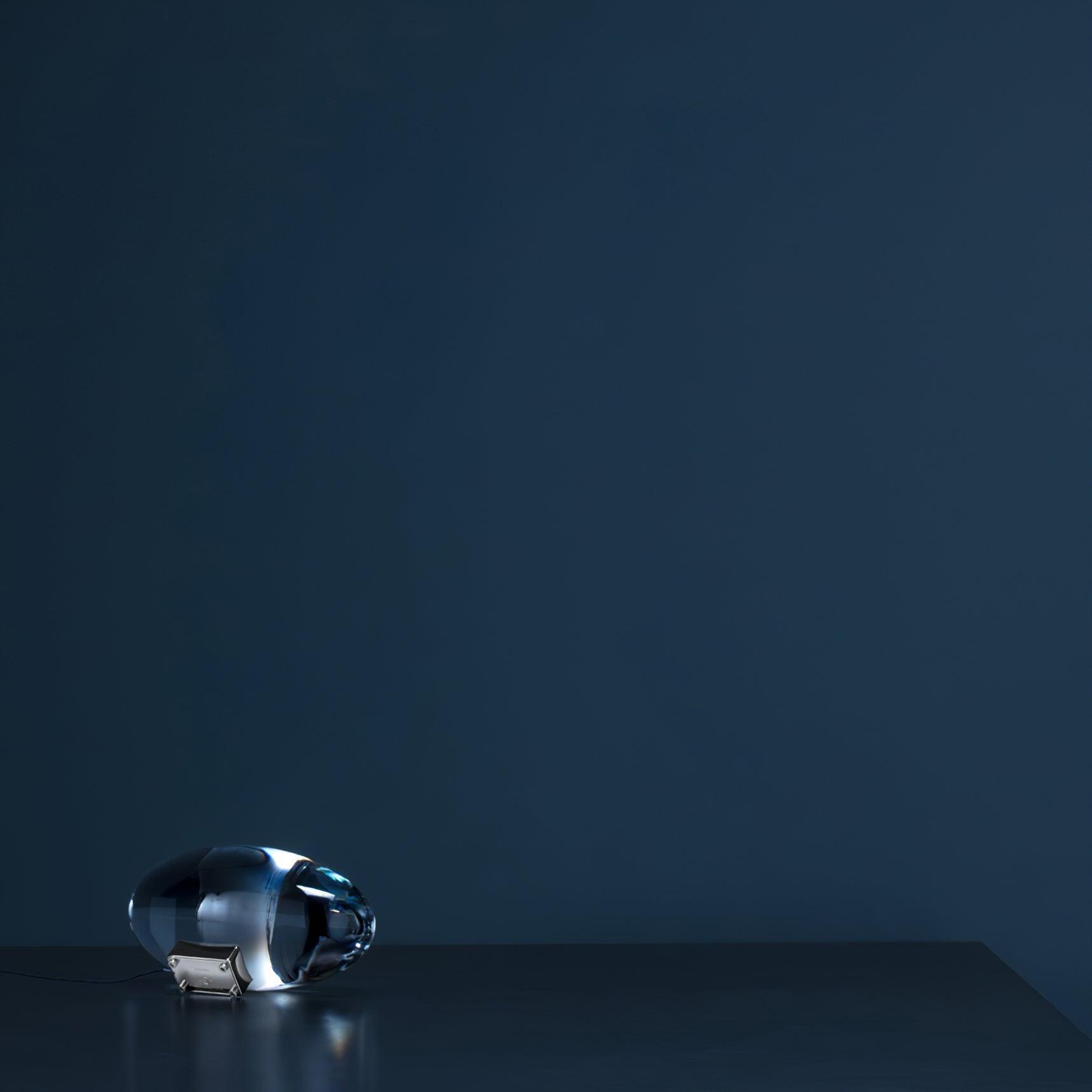 Atman Sculptural Table Lamp — Oval Silhouette, Soft Ambient Glow