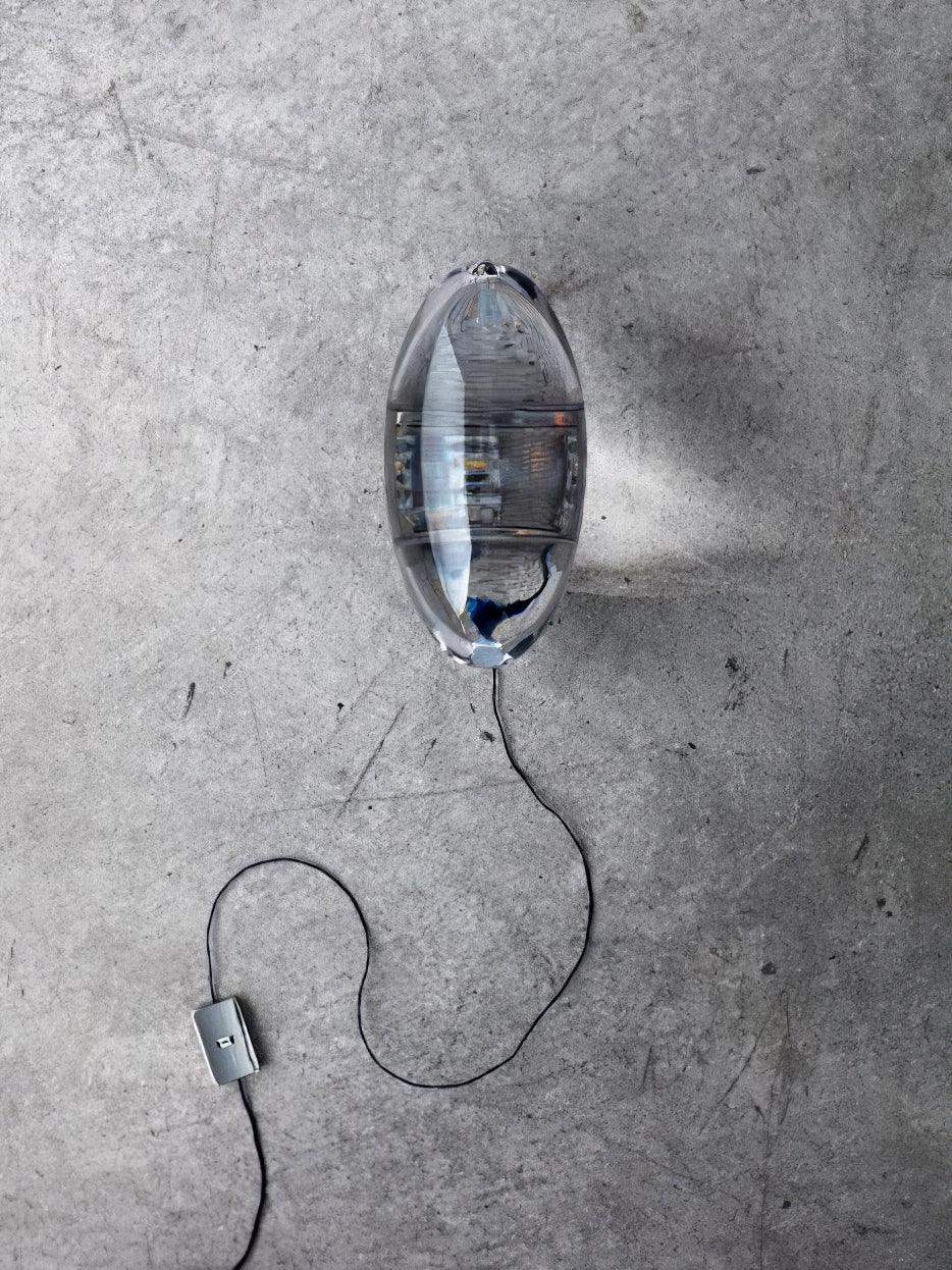 Atman Sculptural Table Lamp — Oval Silhouette, Soft Ambient Glow