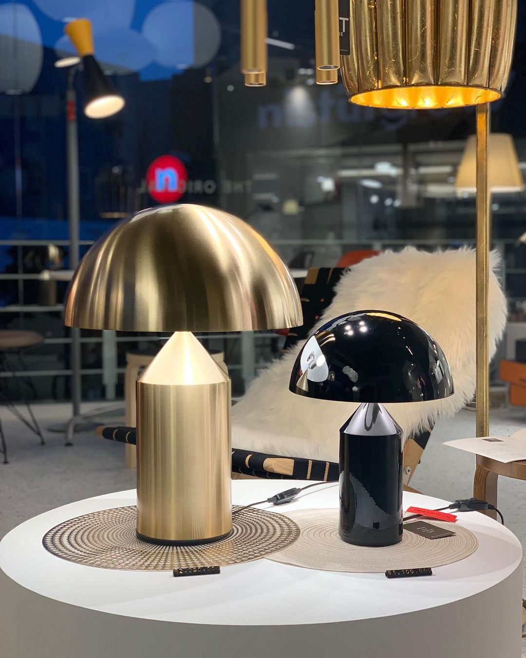 Atollo Geometric Metal Table Lamp