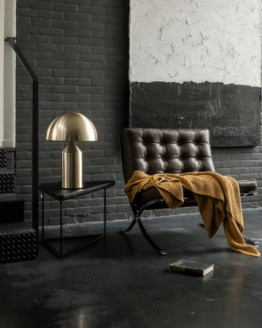 Atollo Geometric Metal Table Lamp